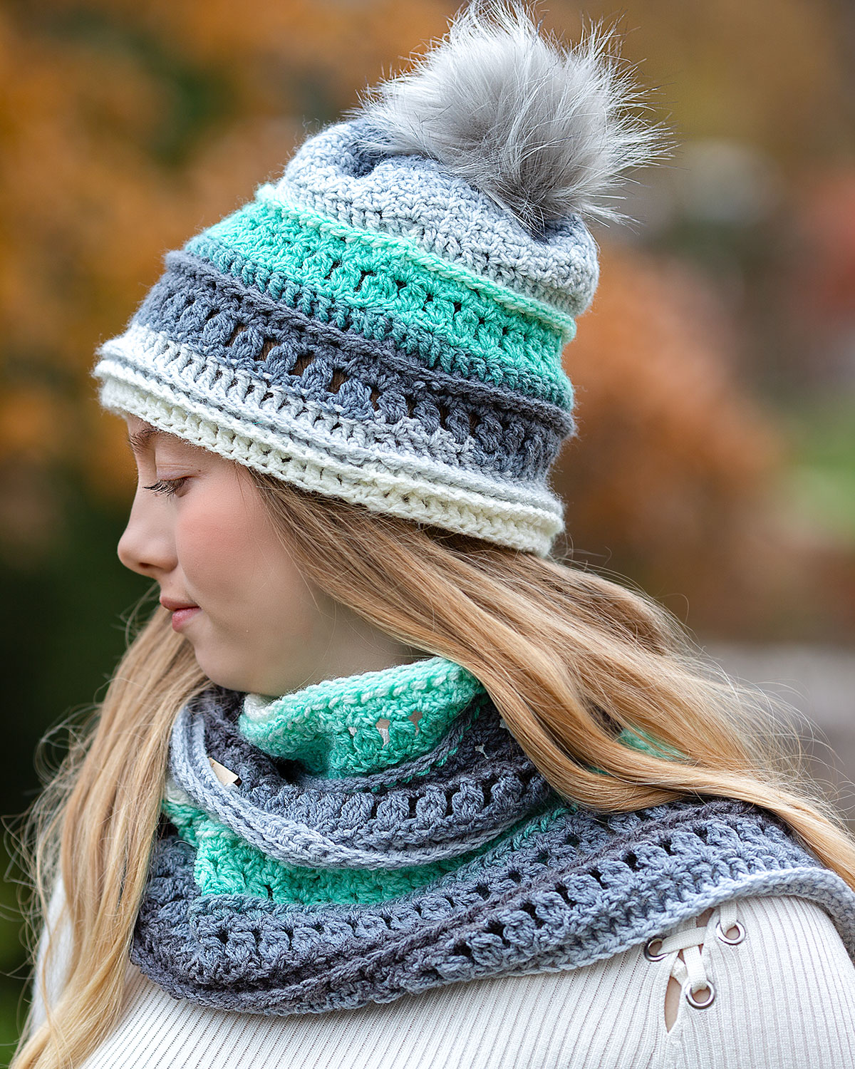 Wintergreen Hat And Infinity Scarf - Click Image to Close