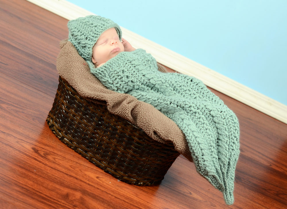Cabled Bean Cocoon